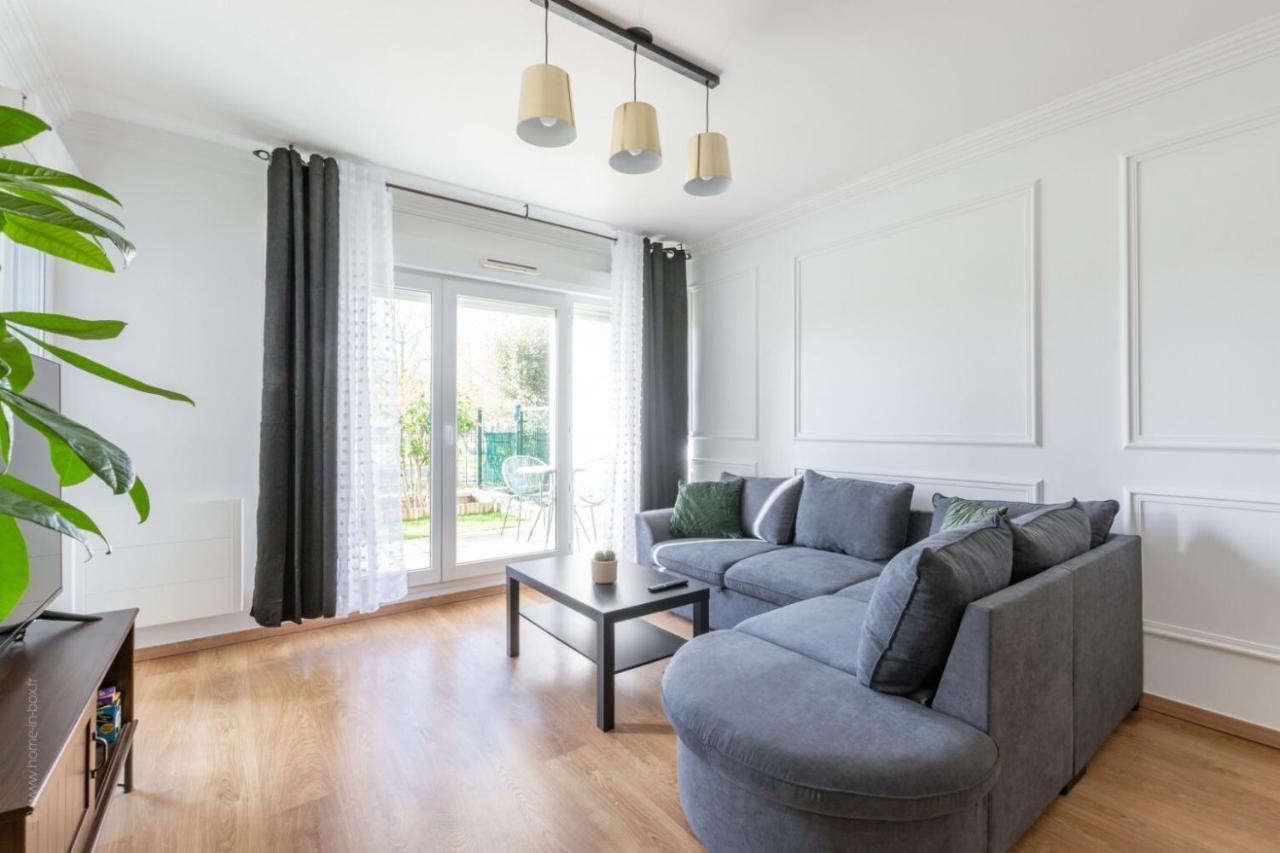 La Parisienne By Plaza Apartman Montévrain Kültér fotó